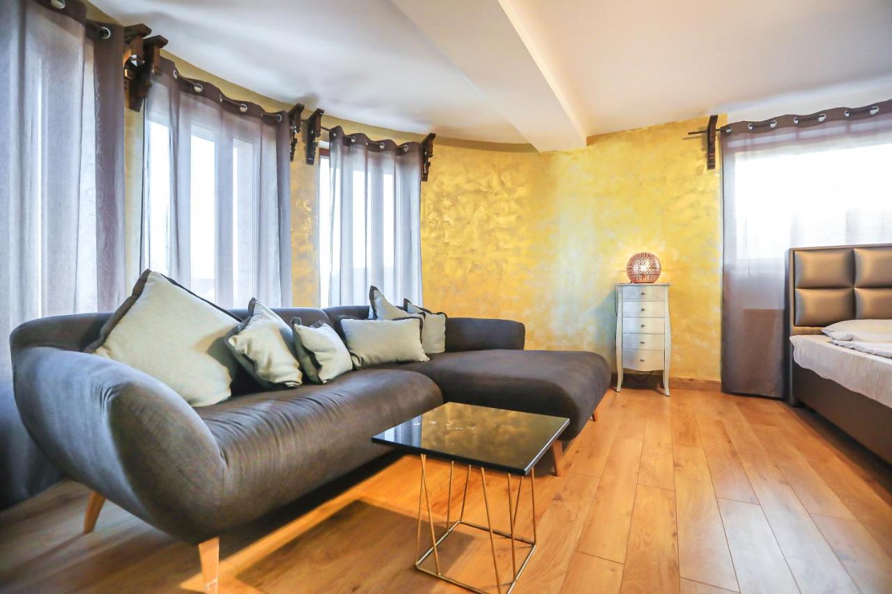 Transilvania Mansion Brasov Bagian luar foto